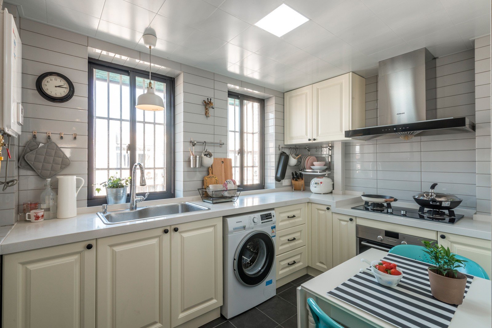 厨房排烟管怎样安装,厨房排烟管道怎样安装没什么噪音