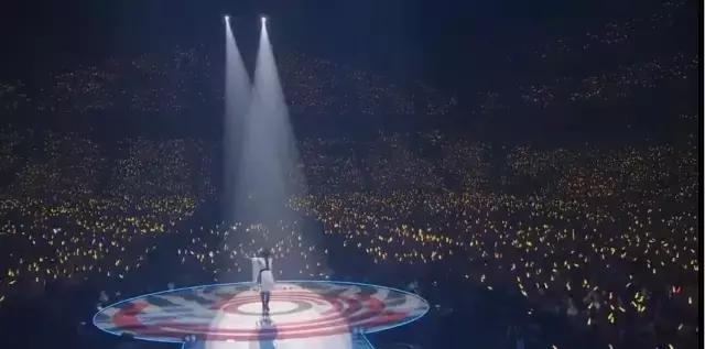 宅男的世界你不懂:一款“军宅专属”游戏如何救了日本街机业?