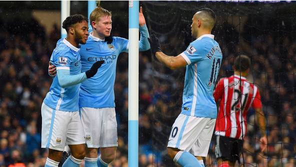 一天买了仨外国球队，中国老板为啥就爱玩个球