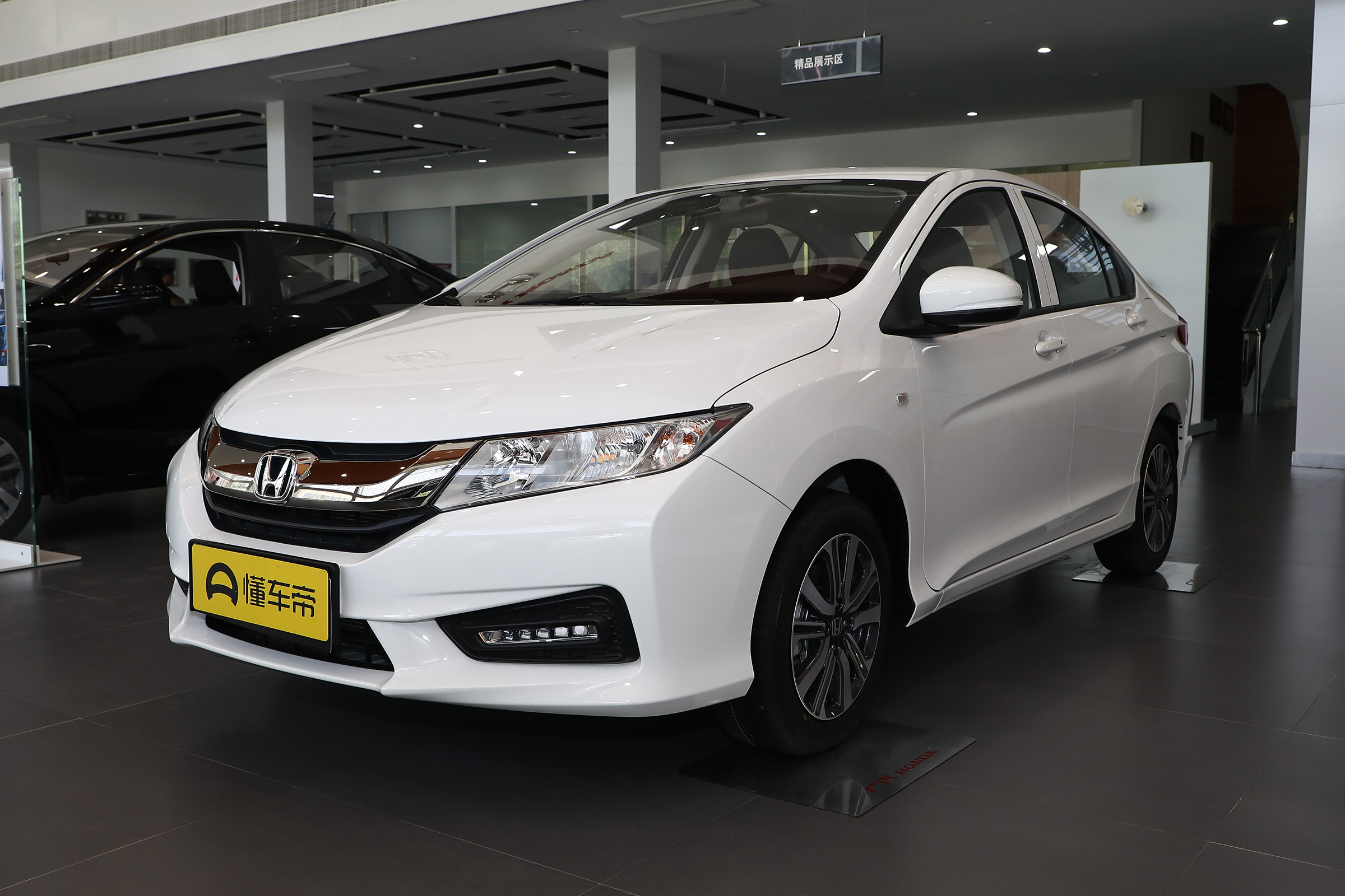 老司机告诉你为什么选卡罗拉,本田锋范车主真实感受