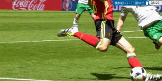 足球场上尴不尴尬场面,足球场上的尴尬时刻