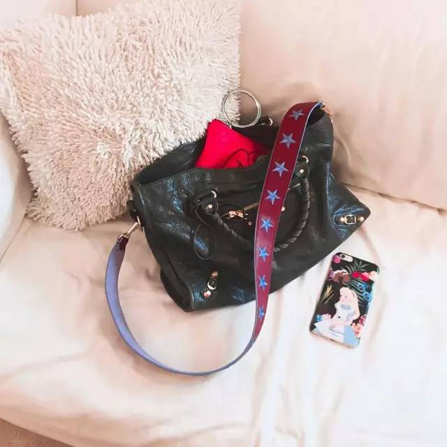 朴信惠、秀智、宋慧乔，韩剧女主背的包都扒出来啦！