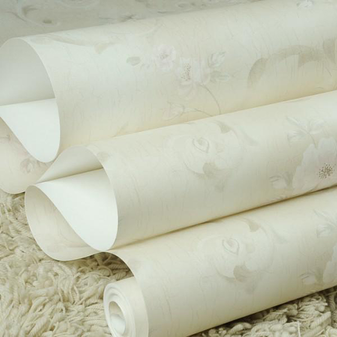 装修贴无纺布还是壁纸好,装修房子用什么壁纸最好