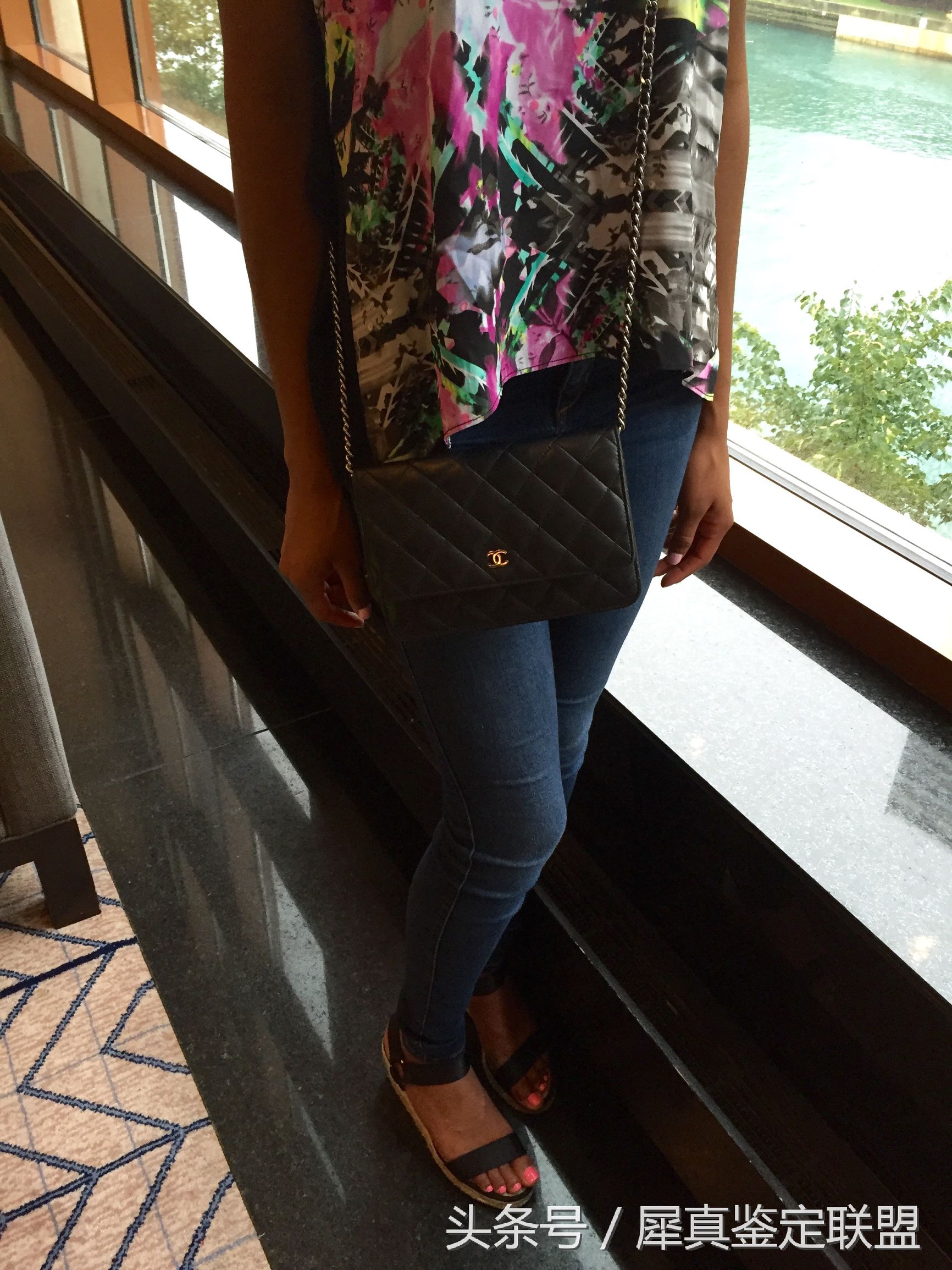 香奈儿链条钱包值得买,圣罗兰钱包和手拿包有什么区别