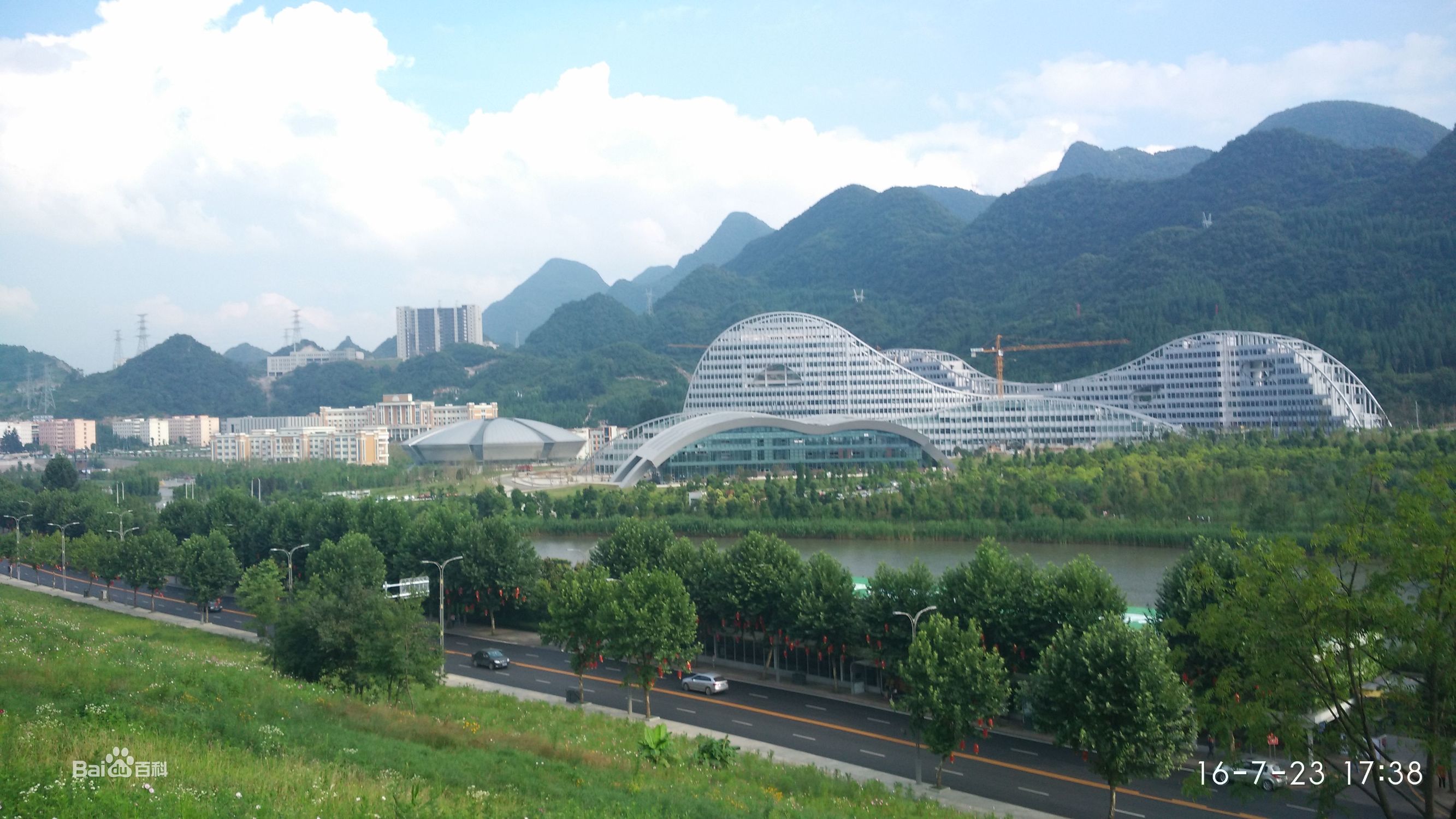 六盘水师范学院图,六盘水师范学院图书馆打扫卫生