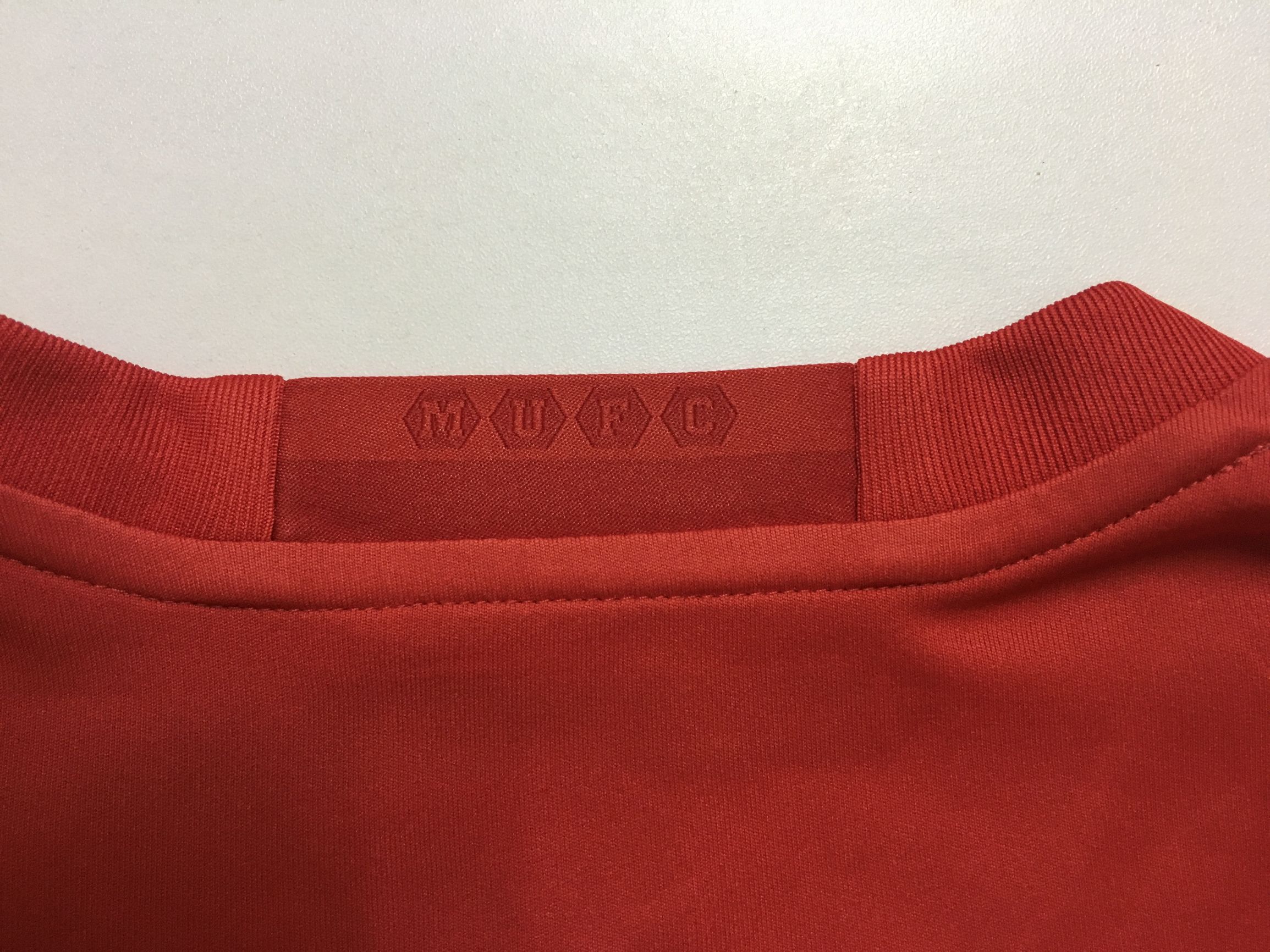 曼联2016主场球衣,曼联16-17赛季