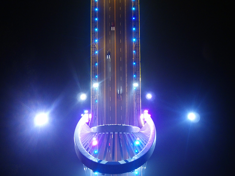 小米无人机有多厉害视频,小米年轻人的第一台轰炸机