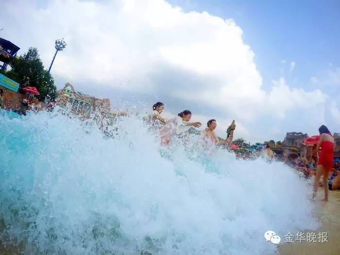 金华人的傲娇：快来测测你的身价值多少，小编邀你免费游横店