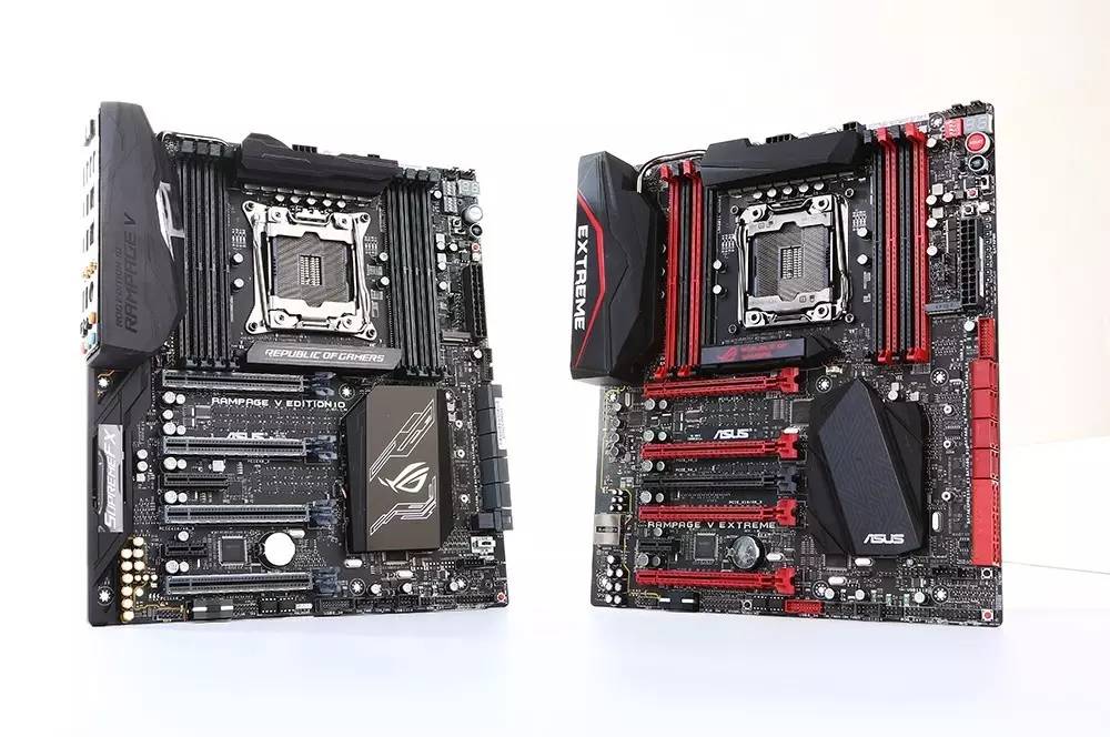 r5e10周年配什么机箱,r5e主板功能介绍