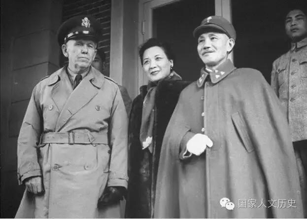 马歇尔传奇:童年吃剩饭考倒第一,年老生病丘吉尔毛*东泽**都问候