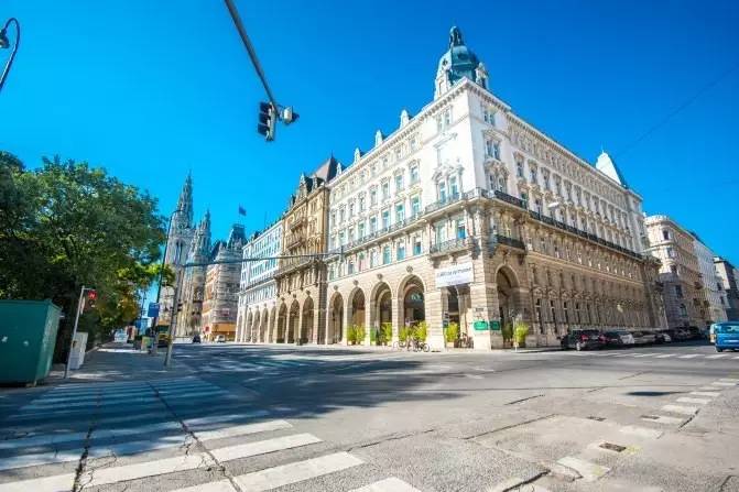 伪摄影师与真正的摄影师,伪摄影师