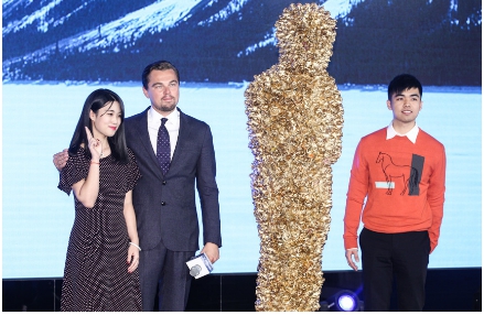 粉丝送华晨宇生日礼物排第几,粉丝送华晨宇豪车视频