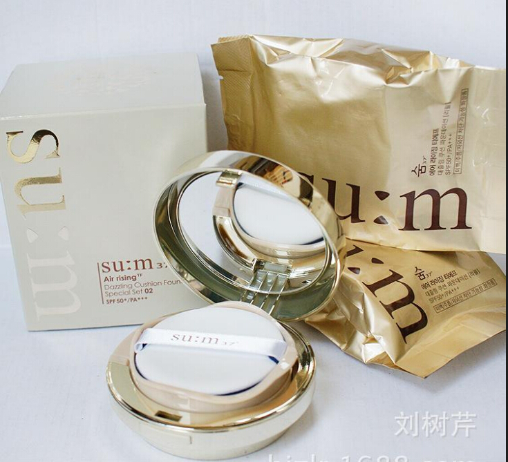 冬季适合用粉底还是气垫,冬天更适合粉底还是气垫