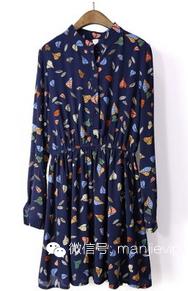 打底碎花连衣裙秋冬款搭配休闲 (冬季碎花连衣裙怎么选择不显老)