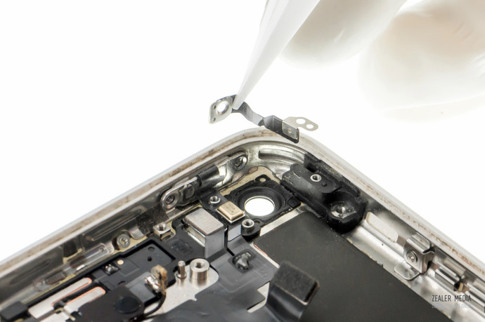 拆iphone5c教程,苹果5c换后壳