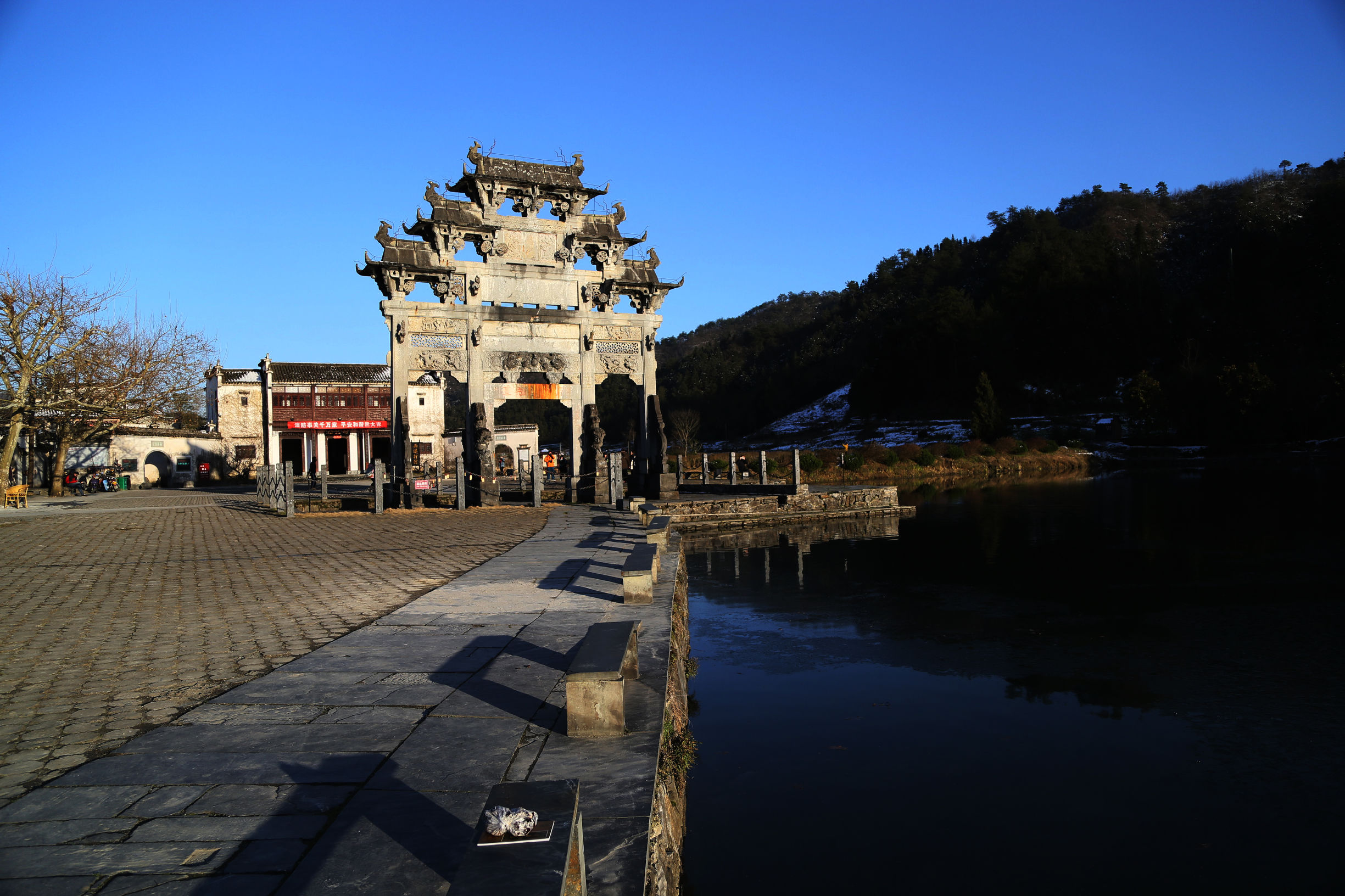 安徽风情小镇的徽州西递,梦回徽州下一句