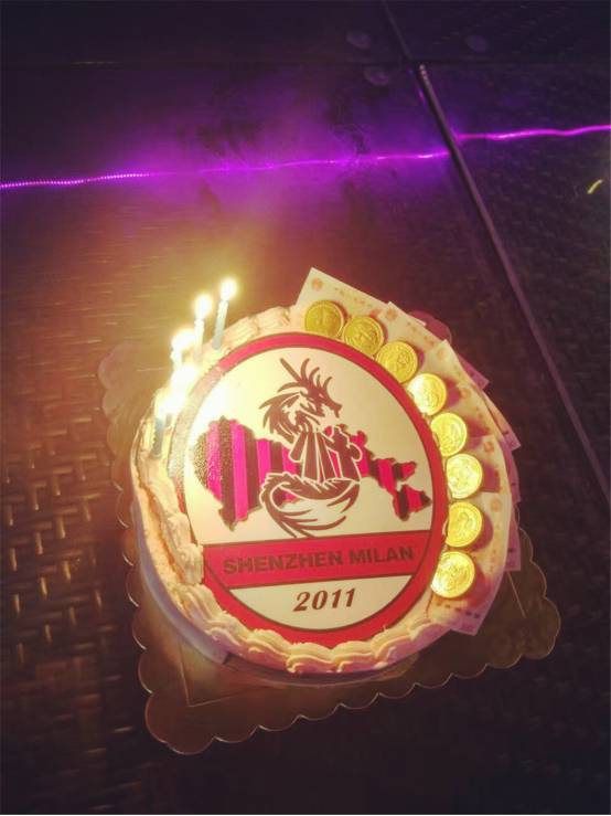 ［战队］深圳米兰：拥抱阳光和大海，5岁的我们生日快乐！