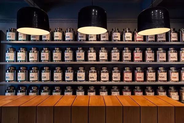 出差去国外带礼物,出差外地带什么东西好