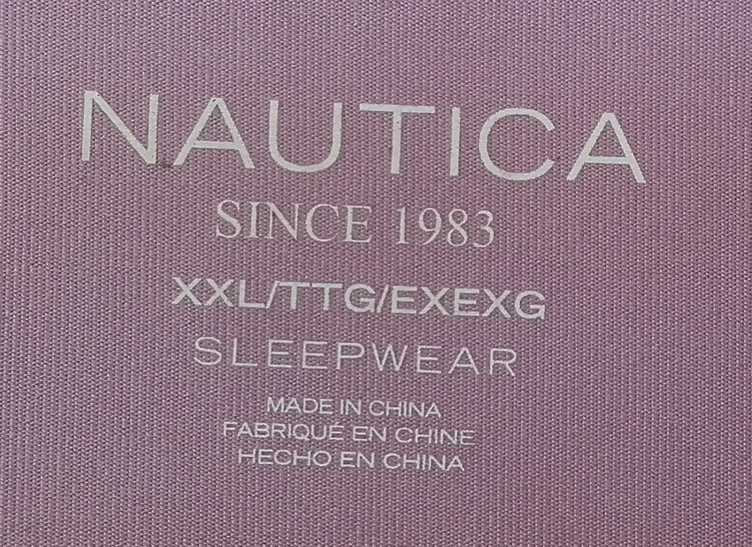 服装标签哪里找,服装标签怎么缝纫