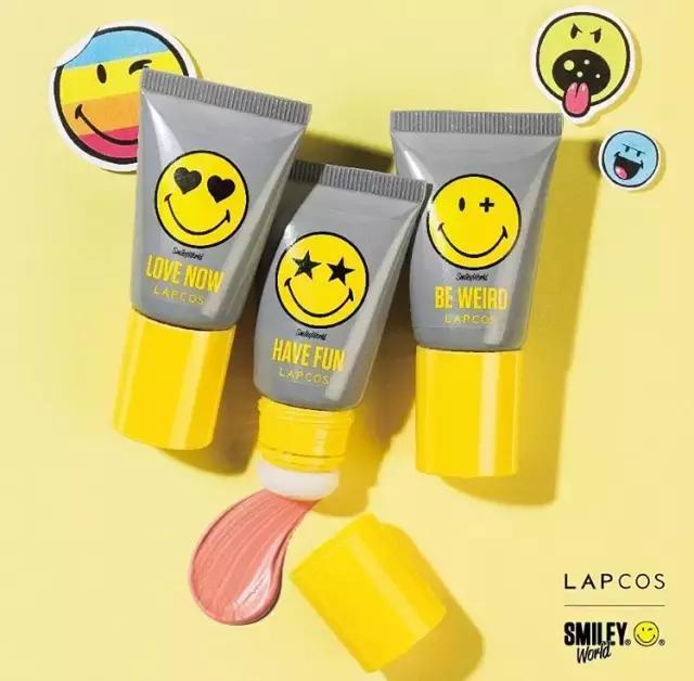 迪士尼化妆包联名,超奇葩联名化妆品