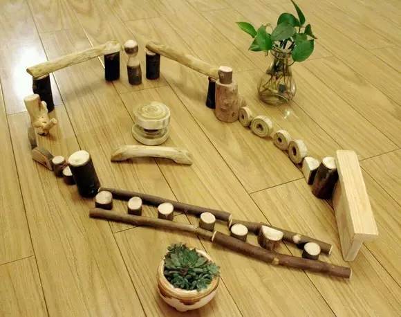 宝宝成长中必备玩具有哪些 (宝宝成长必买玩具)