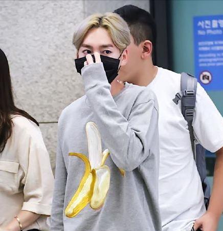 鹿晗唐嫣同框,鹿晗和关晓彤与唐嫣和罗晋