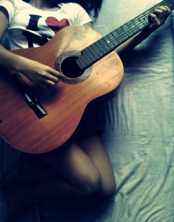 木吉他怎么防止开裂,吉他面板开裂如何修复视频教程