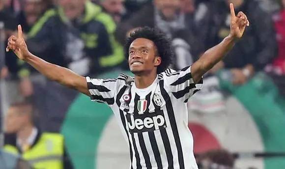 一觉醒来，各家球迷又上树了