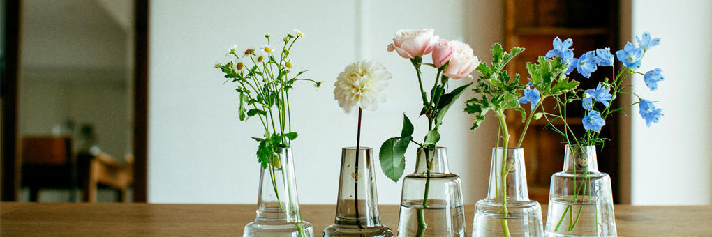 清新淡雅的花瓶,瞬间提升居家美感的花瓶