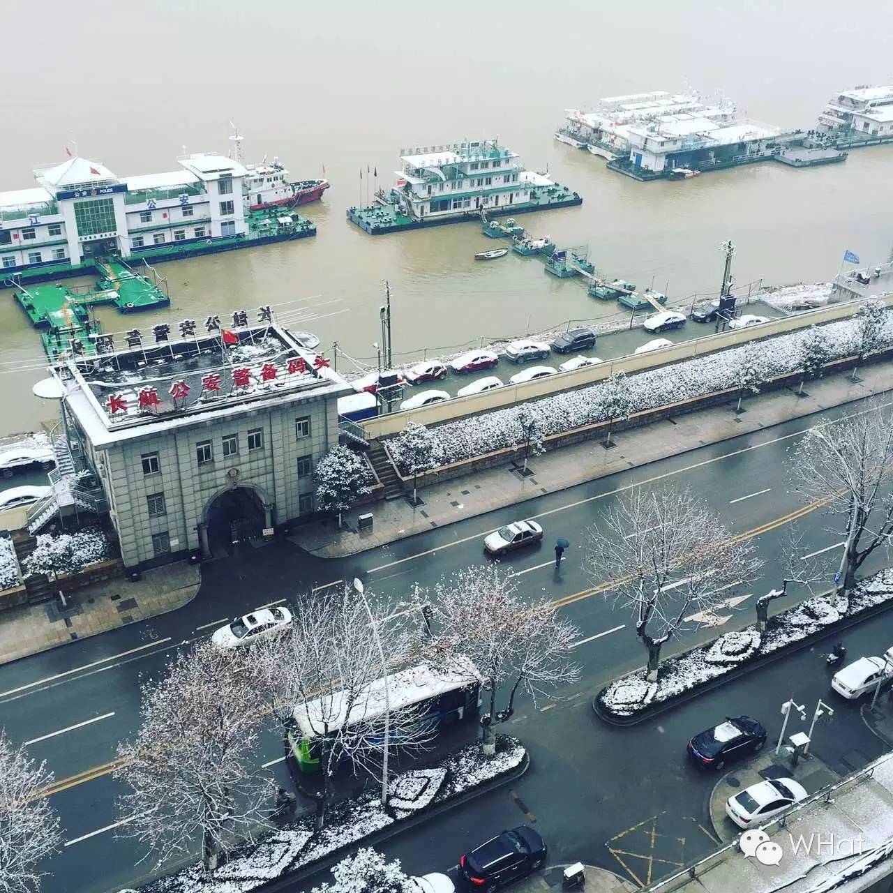 武汉只下一天雪吗,武汉下的是雪吗