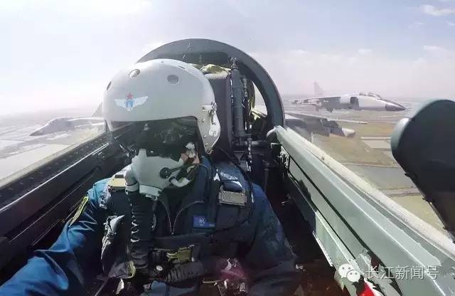 记者手记：天山脚下的中国好男儿