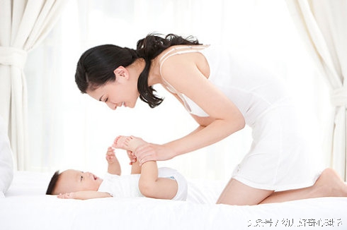 婴幼儿肚子咕噜咕噜响还放屁,婴儿肚子大鼓鼓的砰砰响正常吗