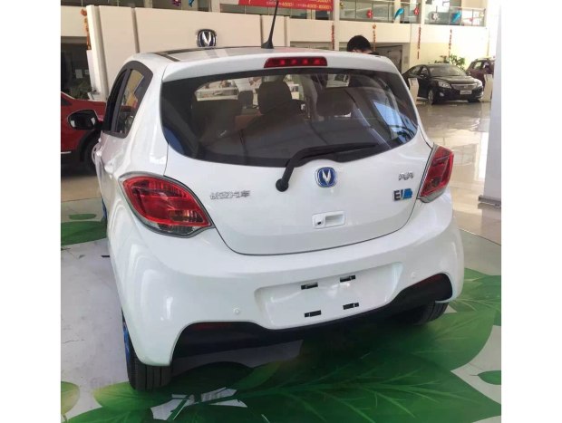 长安奔奔5座电动汽车续航400公里,长安奔奔电动汽车推荐5万内