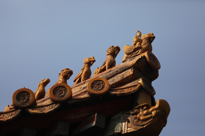 佳能eos5dmarkiv重量,佳能eos5dmarkiii和iv