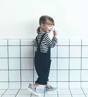 王诗龄穿过英国童装,白菜价买品牌童装