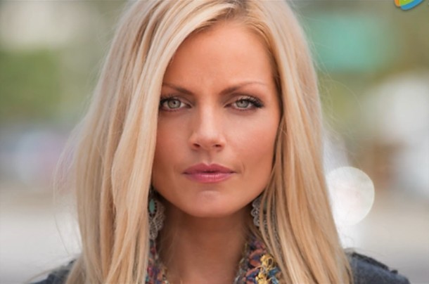 用ps修复大小眼,ps改善大小眼