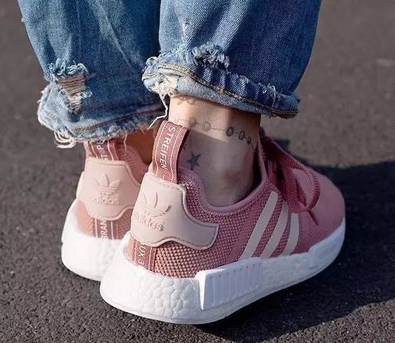 最近很火的小粉鞋,大家心心念念的香云纱鞋子