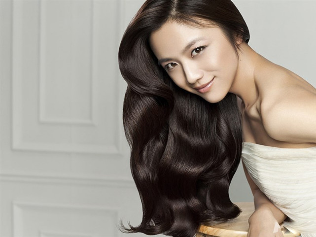 这些部位有痣必定出人头地,这几个部位长痣的人赚钱能力超强