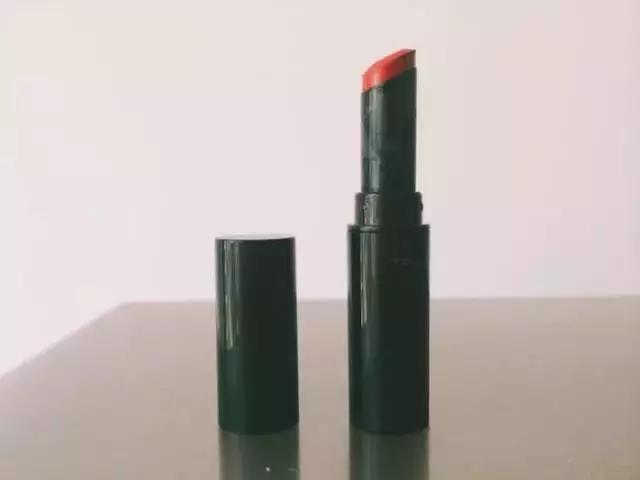 纪梵希ysl和阿玛尼口红哪个好些,阿玛尼纪梵希兰蔻ysl粉底液