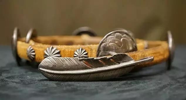 好巧我这么年轻还不想珠光宝气