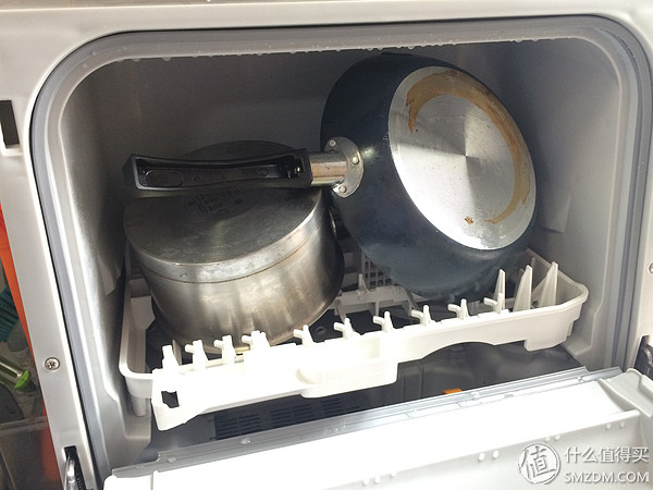 小厨房放集成灶冰箱洗碗机,小厨房如何装洗碗机和冰箱