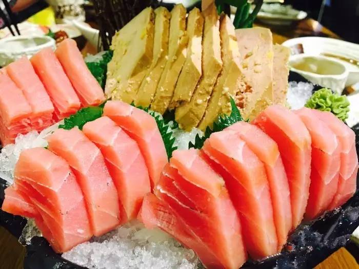 吃货福利|抢先曝光！三号线地铁沿线的美食够你吃一天！