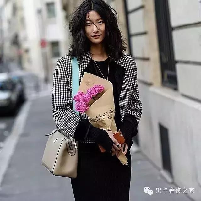 职场不输阵女生上班要背什么包?