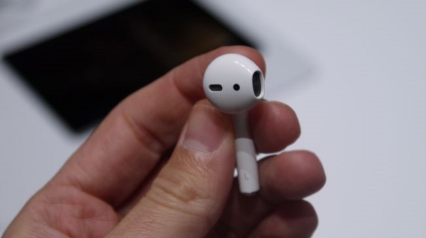 iphone7耳机重低音,iphone7的耳机什么样