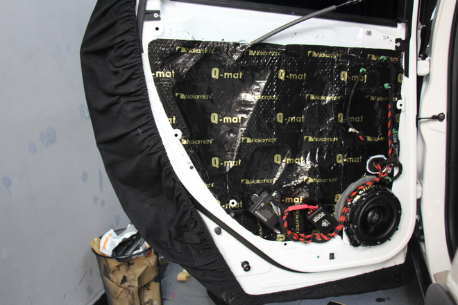 金湾区福特翼虎汽车音响改装,深圳汽车音响改装罗湖