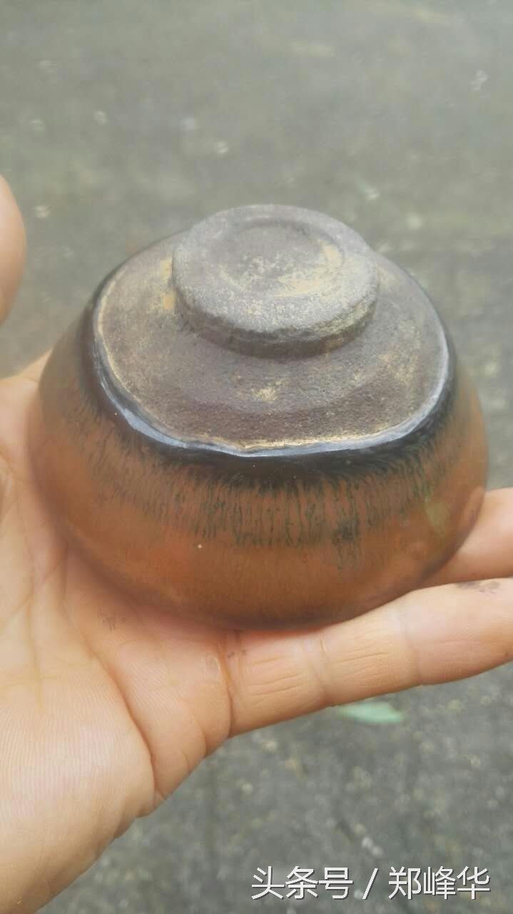 现代仿品宋代建盏的辩识技巧