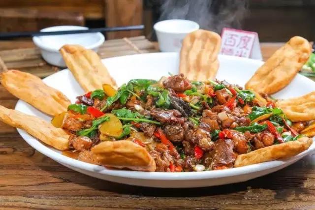 济南美食攻略--泥嚎！你被逮捕在佛山街美食犯罪现场！