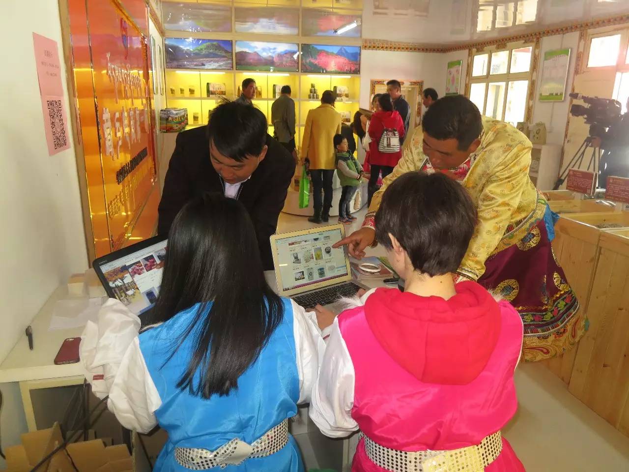 *党**亲·暖村大都麻村：互联网+六轮驱动盘活藏乡穷山村