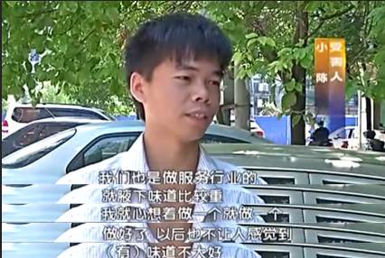 患者手术台上被医生持刀加价,医院上手术台临时加价叫什么行为