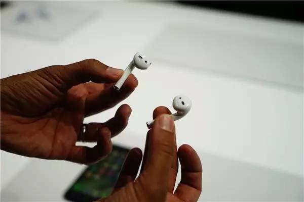 iphone7怎么看后台运行程序,iphone7如何看到正在运行的软件